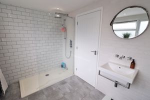 Photo 15- click for photo gallery